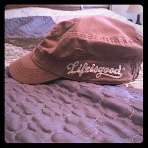 Life is Good hat